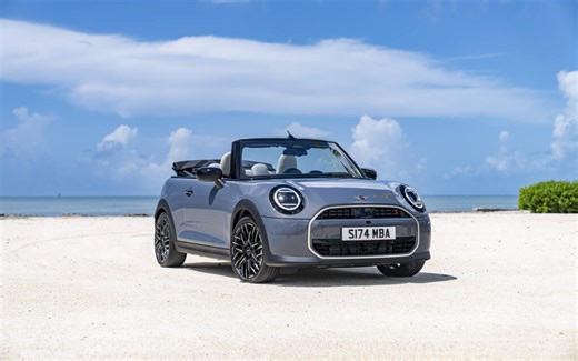 Combien coûte... la MINI Cooper cabriolet 2025?