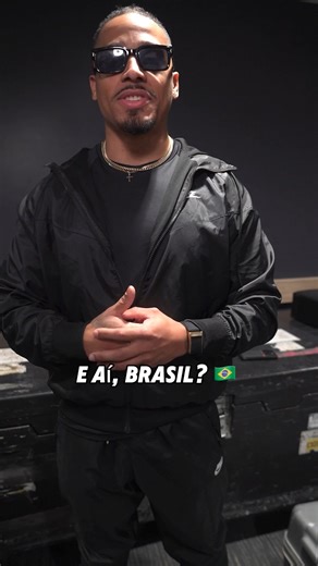 WWE Brasil on Instagram: "FELIZ NATAL, BELEZA? 🎅🤙 Recado dELE para o Brasil: @carmelo_wwe! O que achou do português do Melo?"