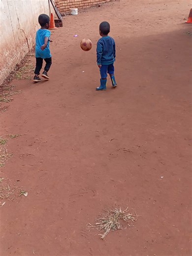 Ball control of a young man very good very good ⚽⚽🔥💥👌🙏👑😎