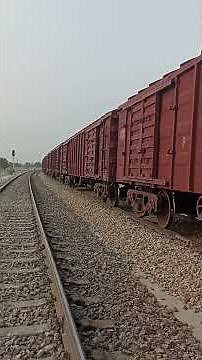 EPIC Freight Train Action: Raw Power on the Tracks! (Must See) #viral #publictransport #ytviralvideo