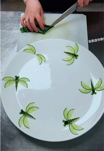 你们那里叫什么？创意摆盘一看就会！ #吃出仪式感 #摆盘技巧 #果蔬造型 #果蔬创意