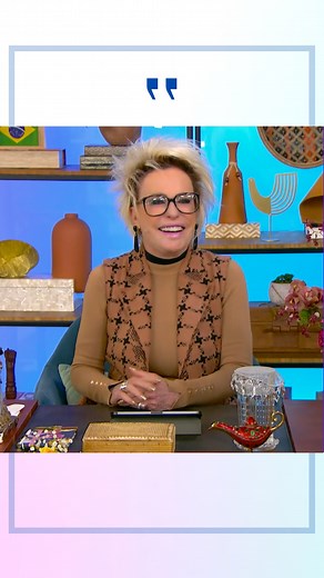 Ter autoestima é importante porque ela permite que você reconheça seu próprio valor e se respeite, proporcionando uma base sólida para enfrentar desafios e buscar a felicidade. Além disso, a autoestima saudável contribui para relacionamentos mais positivos e para o desenvolvimento pessoal e profissional. Se ame! | Ana Maria Braga