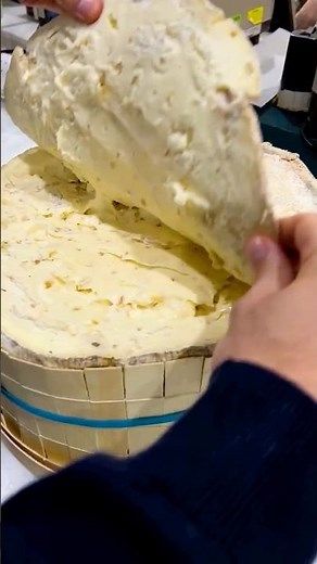 This Cheese Is Still Alive And Full of Maggots