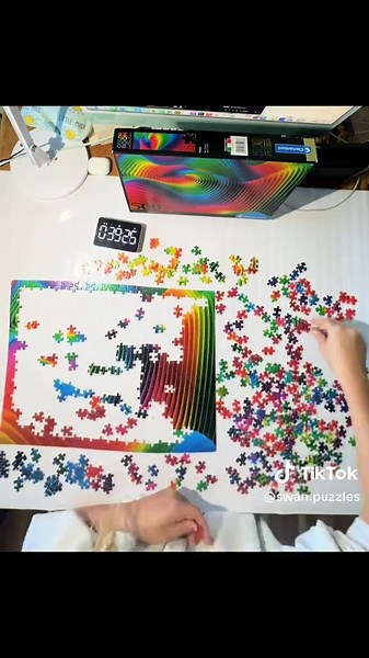 Colourboom - Spirals @Clementoni Boom boom boom swirls of colours 🌈 #puzzletok #hardpuzzle #puzzletimelapse #fyp