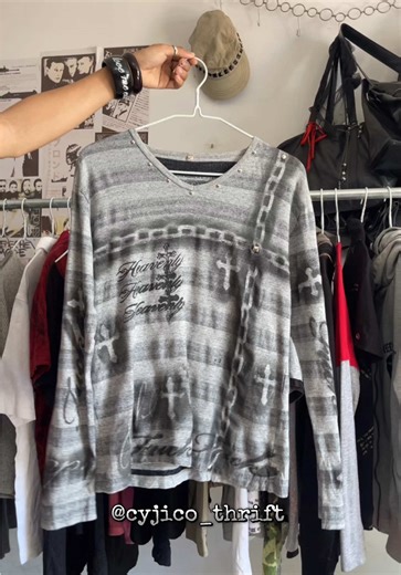 ╋━ ✞︎ We preview sneak items available today at time 6pm on iG post ⁺‧₊˚ ཐི⋆♱⋆ཋྀ ˚₊‧⁺ ———————————————— OPEN : 10:00AM-8:00PM Day : [ Tue/Sun ]———————————————— 📍Location map : Ta khmau, st.109 behind Western University …… #cyjicothrift #thrift #takhmao_ក្រុងតាខ្មៅ #cybersigilism #phnomphenhthrift