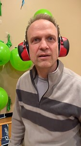 293K views · 15K reactions | The Clover Balloon game ☘️ Kids, parents and family play fun at home game show challenge for random prizes. Great game for family gatherings. This video was produced by Benson Crew, Network Media, and Benson Bros. (for entertainment purposes only) | Paul & Kezzy | Facebook