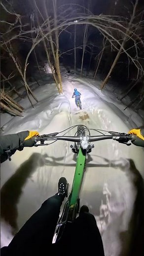 Tu le fais ou tu passes ton tour? 👀❄️La Mammouth 🦣 #mtb #mountainbike #qc #quebec