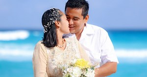 Boda GRATIS en las playas de Cancún: Así puedes formar parte de las “Bodas Colectivas 2026”