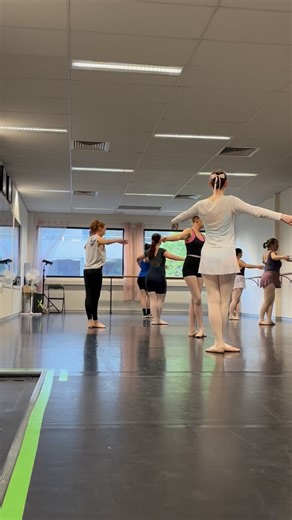 This year we updated the names of our ballet levels ✨ Our class content and quality haven’t changed — the new names are just clearer and easier to follow. Here’s a quick guide: FOUNDATIONS - For dancers with little to no experience (about 6 weeks or less). - Focus on basic technique and simple movement. - Build your ballet vocabulary and confidence. BEGINNER - Learn correct arm and foot placement. - Simple, slow-paced combinations. - Perfect for developing strong fundamentals. ELEMENTARY (former