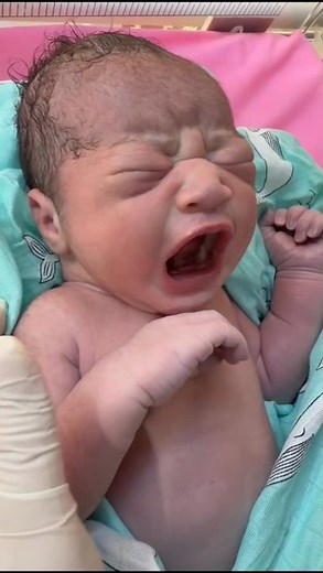 Painful Yet Beautiful Journey of Giving Birth to Twins👶💞 the Pure Magic #shorts #viral #motherhood