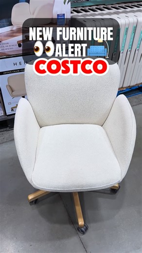 Costco has the Henredon Murphy office chair on the showroom floor and it’s perfect if you want a stylish yet functional chair for your desk. The fabric feels soft while the build gives solid ergonomic support for long days. Save this for your next Costco run. #costcofinds #costcowonders #costcoinfluencer #henredon #officechair | Costco Wonders