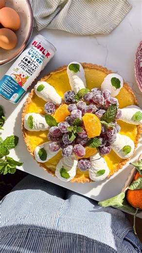 Dessert is served! 😋 This Vanilla Custard Tart with Shortbread Crust pairs perfectly with our newest flav'r, fruit punch'r 🍊🍇 Find the full recipe on our website! https://bit.ly/4sDanLO | BUBBL'R