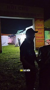 Tưởng ngon ăn - quả này sợ đến già luôn Có lẽ... hội chợ không dành cho San Vlog Các bác ở lại cố gắng nha, em về đây. | San Vlog