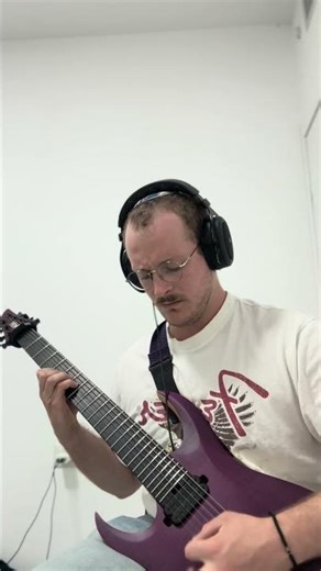 Teaching this generation the metalcore essentials one riff at a time #metalcore #killswitch #guitar