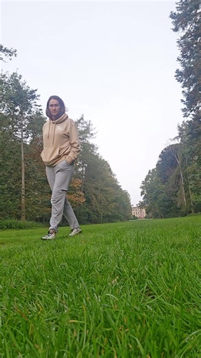 The answer to better fitness as we get older isn’t pounding the gym or the pavement... it’s something much gentler, slower and far more powerful. Later today I’ll be showing you how to do it mindfully and deliberately... and why it can make such a big difference to your balance, mobility and overall strength. Keep an eye on the page, or comment below and I’ll make sure you don’t miss it. #MobilityAndBalance #SeniorFitness #FitnessOver40 #TheFitnessLady #easyfitness | The Fitness Lady