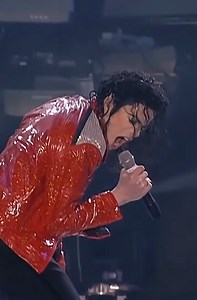 👑 | Michael Jackson, ''Beat It'', Live HIStory World Tour | MJ Beats Videos
