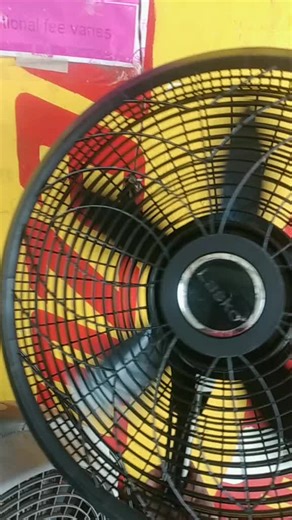 Show Off Your Fan Repair Skills with Tia