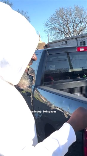 Street Magic Trick in Third Ward Houston TX