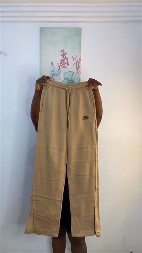 Sels_basics 🇬🇭 on Instagram: "JOGGER AVAILABLE Size : Size 10 PRICE : 130ghc MOMO: 0541901727 ( CYBIL SELASI ATITSO ) MOMO PAY ID : 383754 ( SELS BASICS) #explorepage✨ #accraghana🇬🇭 #reels #joggers #sweatpants"