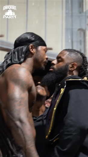 KING GILLIE on Instagram: "😳😳😳 @wp.rell VS @darealstizz live on PPV link in bio"