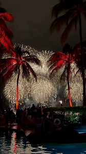 Honolulu rang in the New Year with a burst of color and energy as fireworks lit up the sky from a barge just offshore of Waikiki Beach—visible all along the shoreline and far beyond. 🥳 #newyear2026 #waikiki #fblifestyle #fireworks #newyearcelebration | Spirit of Hawaii