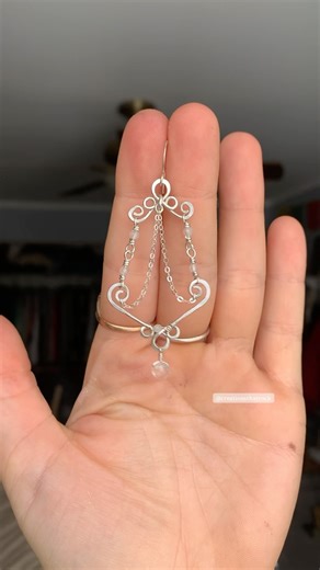 Natalia | Silver Chandelier Earrings Tutorial I honestly think I like these better in sterling than in copper! I mean they’re both pretty, but... | Instagram