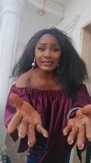 Moondew TV (@moondewtv)’s videos with Zap Rewind sound / Zap sound effect 7 - uuUuu Recordings