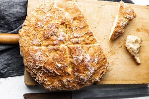 4-Ingredient Traditional Irish Soda Bread | The Frayed Apron