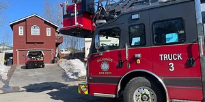 AFD responds to 2 residential fires early Monday morning