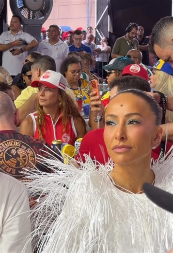 Carnaval 2026: Sabrina Sato e Viviane Araújo no Rio de Janeiro