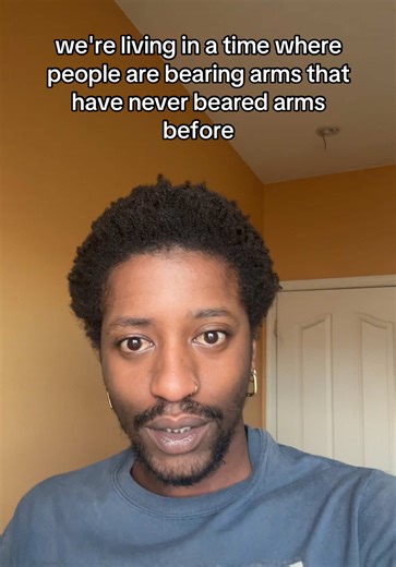 ICE has people bearing arms that have never done such a thing and I assume the gov. knows that there will be some sort of retaliation 😀 #johnridgeway #ICE #2ndamendment #america #fyp