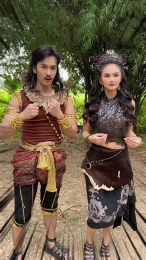 ท้าววรรณรัตน์ นางยักษ์มารตะไล #ฟิวส์กิติกร #ท้าววรรณรัตน์ #นายชนุชตรา #นางยักษ์มารตะไล ━━━━━━༻᯽༺━━━━━━ IG : @fuse_kitikron | @chanuchtra ━━━━━━༻᯽༺━━━━━━ 📺 #เดชอสูรขันแก้วนพเก้า ช่อง 7HD กด 35 📲 ดูย้อนหลังครบทุกตอนที่ YouTube: Samsearn Official และ Facebook: Samsearn Original ✨ เบื้องหลังฟิตติ้ง–บวงสรวง–งานสร้าง สุดประณีตทุกขั้นตอน เฉพาะ สมาชิกสามเศียร เท่านั้น! 👉 รับชมได้ที่ YouTube และ Facebook Samsearn (เฉพาะสมาชิก) 🔔 สมัครง่ายเพียง 35 บาท/เดือน 📱 Android: สมัครได้ในแอป YouTube ช่องสามเศี