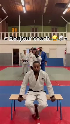 🎥 Challenge «Bonjour Coach ! » Notre coach Eric se prête au jeu du challenge Bonjour Coach avec le groupe senior 🥋 Le principe est simple : reconnaître les judokas uniquement grâce à leur voix. Arrivera-t-il à tous les identifier ? Réponse en vidéo 👀🔥#fyp #pourtoii #judo