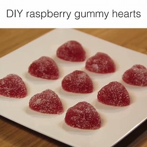 34K views · 187 reactions | Now you can make gummy sweets for the kids at home! ❤️ Credit: Annika's Cake Tutorials | Kidspiration | Facebook