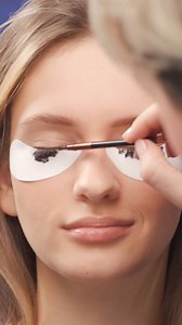 Get to know the RefectoCil Classic Colours Kits 👏 Since 1930, the classic oxidative colours for lashes and brows have made RefectoCil the world market leader. Perfect for clients needing unique colour blends. With 8 shades that can be mixed, the possibilities are endless. 💙The Colours starter Kit offers you all essentials you need in your daily Brow & Lash Business. 💙The Starter Mini Kit is your go-to if you just started with your Brow Business and you want to get to know RefectoCil. In doubt