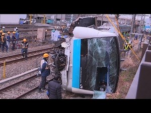 京浜東北線 現場区間で運休 川崎 回送電車が脱線横転