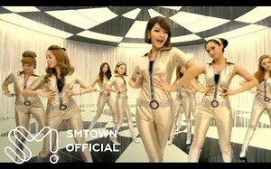 【少女时代】(4K60帧) Girls' Generation - Hoot (KOREAN) MV (20101028)