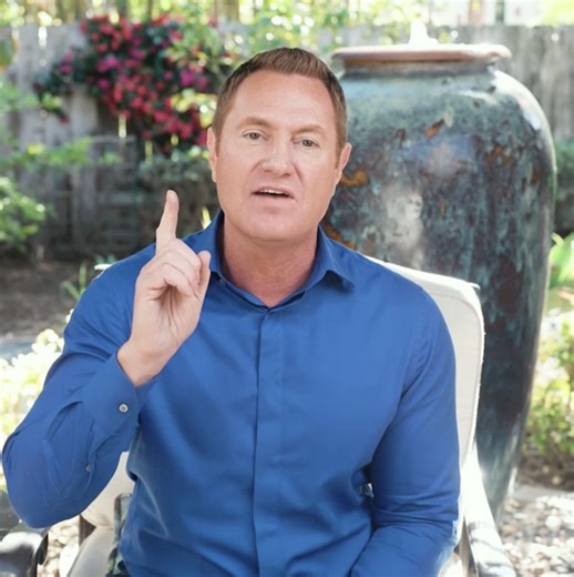 We’re more connected than ever. And somehow… more isolated than ever as well. Anxiety feels louder. Comparison feels constant. That quiet sense of loneliness shows up often... Even when life looks “fine” on the outside. What’s changed isn’t just technology. It’s how often we’re measuring ourselves against everyone else. How rarely we’re actually present. How quickly that starts to distort how we see our own lives. This doesn’t just affect teenagers. It affects leaders. Parents. Partners. Profess