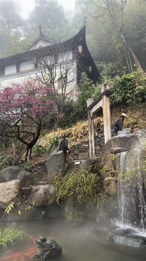 Rainy Jiangnan#Wuyuan #Huangling #chinatravel