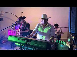 Grupo Progreso | El Musico Chiflado (Cover-Rigo Tovar)