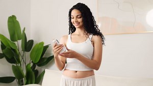 Lymphatic Drainage Massager, Anti Cellulite Massage Tool, Body Sculpting Machine with Red Light Therapy, Heating, Vibration for Stretch Marks & Cellulite, Gift for Women & Men, White