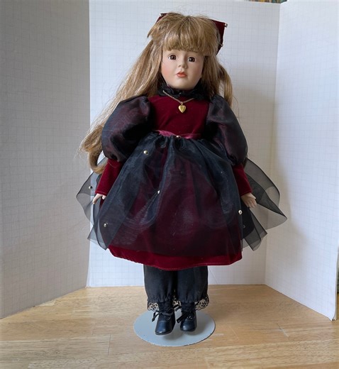 Vintage Victorian Girl Doll. She is 17-1/2" Tall and Has Porcelain Head, Arms and Legs, and Long Blonde Hair. Display Stand Included. - Etsy