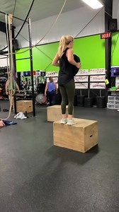 9.8K views · 337 reactions | Love those Saturday morning partner workouts at HomeFront. Workout: Divide reps between 2 people 50-40-30-20-10-20-30-40-50 Ground to overhead Box step ups *10 cal row/bike/ski between rounds* | HomeFront Fitness | Facebook
