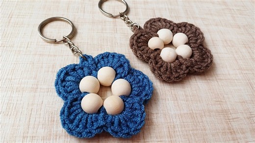 DIY Crochet Flower Keychain With Wooden Bead Accents