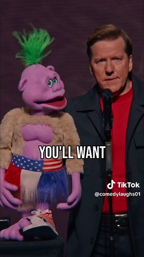 Peanut drops some wild rhyming jokes that had the crowd in stitches! 😂 Jeff Dunham's purple puppet goes off with clever wordplay and that unforgettable energy. Pure comedy chaos! @jeffdunham #JeffDunham #ComedyGold #Ventriloquist #LaughOutLoud