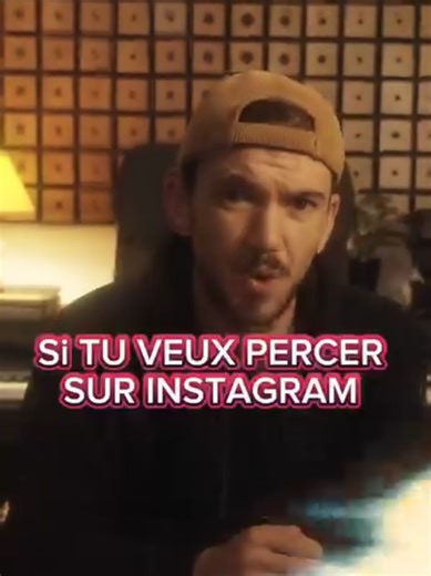 La régularité sur les réseaux sociaux : une pression ou un boost ? 📱 Aujourd'hui, on entend partout que pour être visible sur les réseaux sociaux, il faut être régulier. C’est devenu une règle d’or, mais soyons honnêtes, ça peut vite mettre la pression ! 😅 Entre les posts, les stories, les reels... c’est parfois difficile de tout gérer. Perso, j’avoue que cette course à la régularité peut être stressante. 🧠 Malgré cette pression, c’est aussi un outil puissant et essentiel pour développer sa v