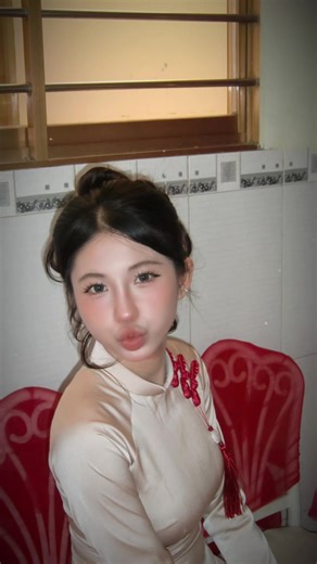 Video của Kêm Quanh (@kmanh.prv) với bản nhạc nhạc nền - user67262266922 - Kêm Quanh