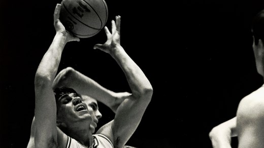 UNC basketball's Larry Miller, one of Dean Smith's first star Tar Heels, dies