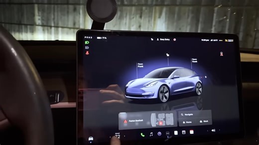 What it’s like spending the night in a Tesla near Mexican border