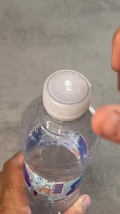 Cómo hacer CAFÉ HELADO con 1 botella☕️🧊. La manera más fácil y rápida de preparar café helado, importante que no agregues agua demás, sino no va a quedar cremoso 😎✅Ingredientes 👉🏻Café instantáneo 2Cdtas. 👉🏻Azúcar 1Cdta (a gusto pero agrégale sino no queda espumoso). 👉🏻Agua fría 100Cc aprox 👉🏻Leche A Gusto ✅Rinde 2 tazas o 1 grande #hoycocinadiego #cafehelado #icedcoofee #icedcoofeerecipe #cafeheladoreceta #cafeheladoconunabotella #cafeheladofacil | Hoycocinadiego